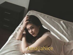 AmaliaNice Smilin Pussy