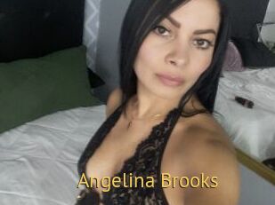 Angelina_Brooks_