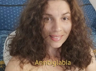 annbiglabia Smilin Pussy