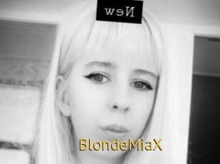 BlondeMiaX