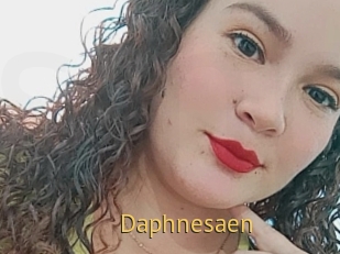 daphnesaen Smilin Pussy