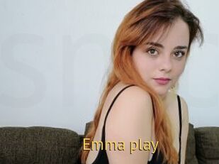 Emma_play