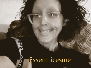 Essentricesme