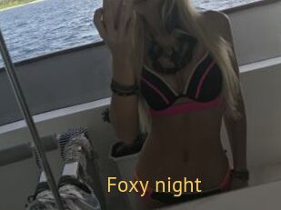Foxy_night