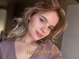 heidynemzin Smilin Pussy