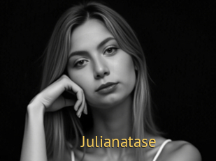 julianatase Smilin Pussy