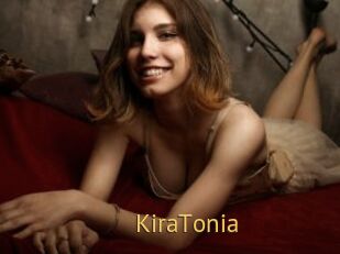 KiraTonia