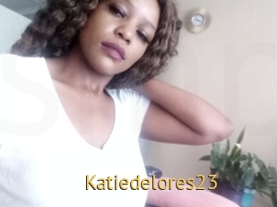 Katiedelores23