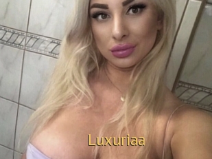 Luxuriaa Smilin Pussy