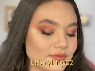 Lickmykitty02