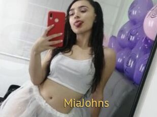 MiaJohns