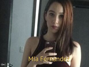 Mia_Fernandez