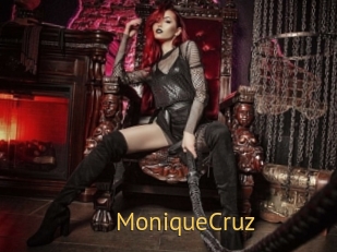 MoniqueCruz Smilin Pussy