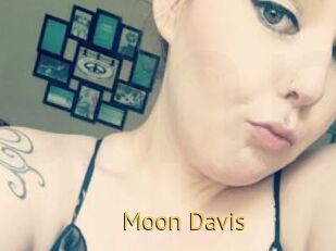 Moon_Davis