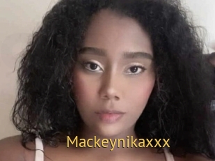 Mackeynikaxxx