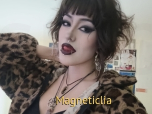 magneticlia Smilin Pussy