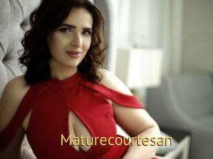 Maturecourtesan