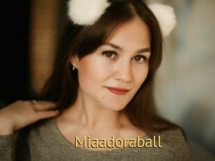 Miaadoraball