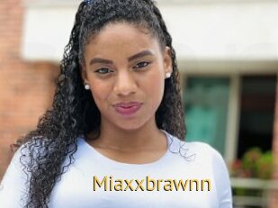 Miaxxbrawnn