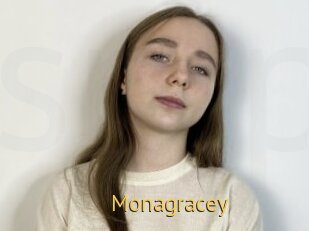 monagracey Smilin Pussy