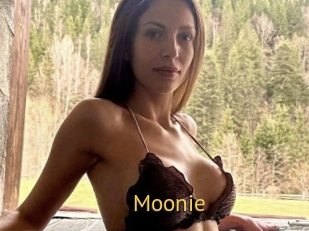 Moonie