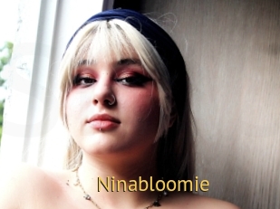 ninabloomie Smilin Pussy