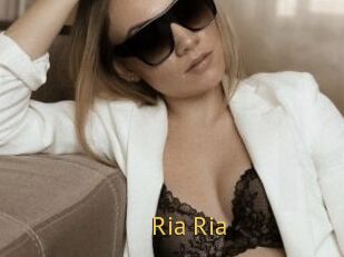 Ria_Ria