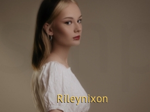 rileynixon Smilin Pussy