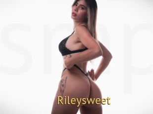 rileysweet Smilin Pussy