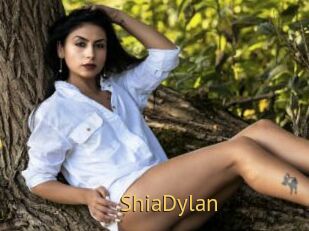 ShiaDylan Smilin Pussy
