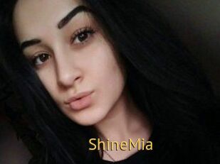ShineMia