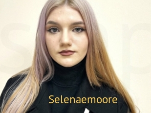 selenaemoore Smilin Pussy