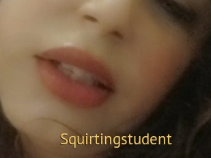 Squirtingstudent