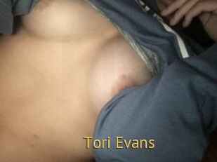 Tori_Evans