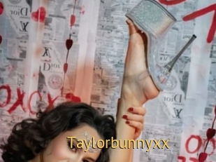 Taylorbunnyxx