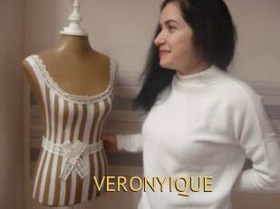 VERONYIQUE