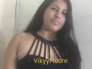 VikyyMoore