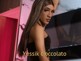 yessik_cioccolato Smilin Pussy