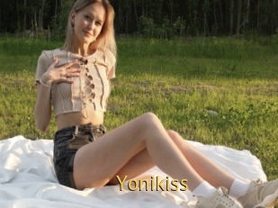 Yonikiss